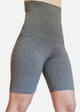 BERMUDA CINTURA ALTA MODELADORA PRETA  VAMOS FALAR SOBRE ALGUMAS CARACTERÍSTICAS GERAIS DESTA PEÇA? MEDIDAS DA MODELO Tamanho usado pela Modelo: M / 38-42 Altura: 1,68 cm Peso: 57... 