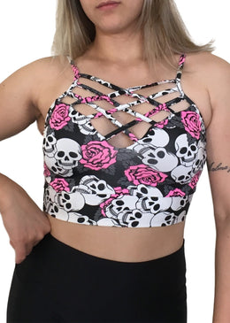 Kit com 3 Top Trançado Estampado Top com detalhes em tiras trançados no bustoTop em Suplex de Poliéster com bojo  Composição92% Políester com 8% de Elastano  Tamanho ÚNICO)Veste... 