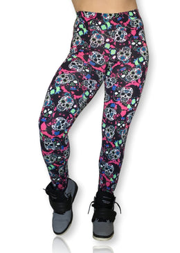 CALÇA LEGGING FITNESS CALÇA EM SUPLEX DE POLIÉSTER Cós Duplo Alto com Elástico de 3cm trazendo conforto e segurança.Costura Rebatida no cós e no cavalo da calça.Sem... 