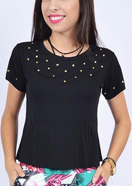 Blusa com strass no decote, super linda feita em Viscolycra. 