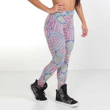 Fusô fitness estampada com cintura franzida nas lateraisMarca: Carioca Fit Composição: 90% Poliéster e 10% Elastano 