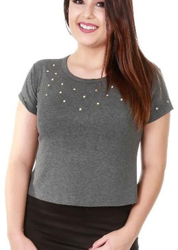 Blusa com strass no decote, super linda feita em Viscolycra. 