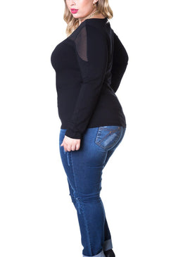 Marca: BerthageBlusa Plus Size Viscolycra com ChiffonComposição do produto: 94% viscose 6% elastanoImportante:- Os acessórios utilizados na produção das fotos não acompanham o produto. 