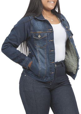 
Jaqueta Feminina


Modelo Jeans strech

Marca: Dinho´s Jeans

Tecido: Jeans

Composição:80% Algodão 18%Poliéster 2% Elastano
Modelo veste tamanho: P
 