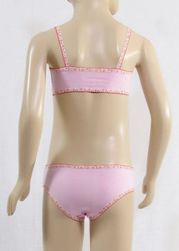  Conjunto infantil de cotton liso com viés estampado e estampa de transfer. O soutien é modelo básico, de cotton liso, sem bojo, com viés estampado,... 
