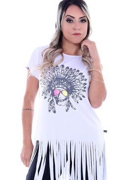 Descrição : T - Shirt Franja Feminina Coleção La Bout confeccionada em tecido viscolycra.T-Shirt com estampa Caveira Apache em Plástisol,manga curta e detalhe de Franjas cortadas a fio da Barra.Composição : Viscolycra... 
