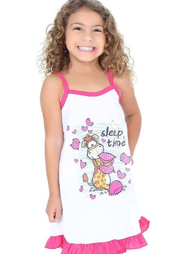 Dormir será muito mais gostoso com essa camisola, com uma bela estampa na frente, possui aplicação de babado na barra e alcinhas finas. Além disso, a... 