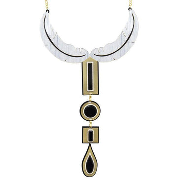 Colar de acrílico com acabamentos em metal folheado a ouro 18k. Pingente em formato de gota, quadrado, círculo, retângulo de acrílico, duas penas de acrílico... 