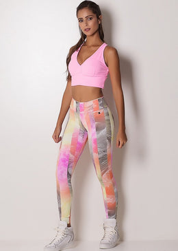 Um produto da Marca D'JM Fitness  Calça fusô, fabricada com o tecido Light®, foi desenvolvida para dar maior conforto nas atividades físicas e se tornaram... 