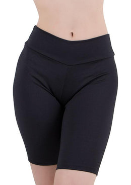 Bermuda lisa em suplex. É discreta, confortável e muito fácil de combinar.Pode ser usada com uma variedade de peças: com camiseta, sobre legging, top, cropped ou body.Composição:88% poliéster 12% elastano. 