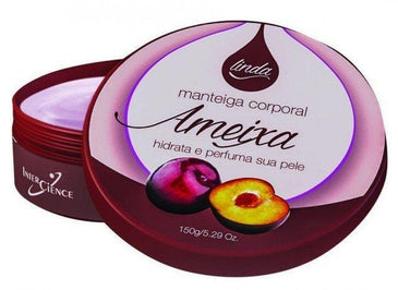 A manteiga corporal Ameixa, possui uma formula extremamente hidratante e nutritiva que auxilia na recuperação da umidade natural da pele. Oferece maciez, perfume duradouro e... 