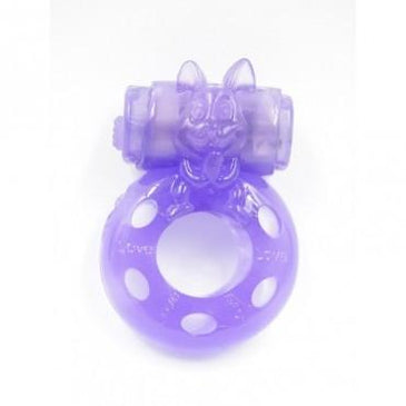  Kit com 5 anéis penianos com vibro. Feito em silicone super macio e colorido.Auxilia a manter a ereção e retardar a ejaculação. Contribui para estimular... 