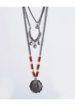 Colar Fundição vazada prata envelhecida com pedra Branca. Material: Metal. Dimensões: 30x10 Peso: 30 gramas. 