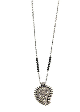 Colar Prata com Mandala Prata para seu look fica estiloso  