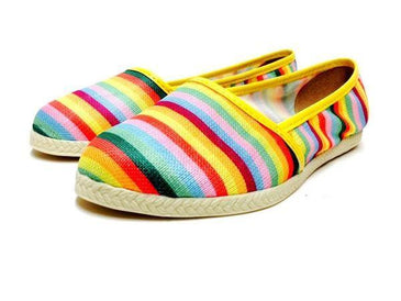 Alpargata super descolada, ideal para um passeio no parque, diversas cores disponíveis (crie sua combinação que fabricamos),palmilha ULTRA COMFORT. Ótimo para passar o dia caminhando,... 