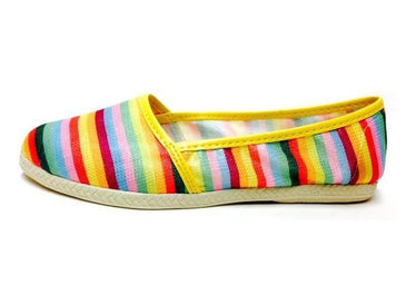 Alpargata super descolada, ideal para um passeio no parque, diversas cores disponíveis (crie sua combinação que fabricamos),palmilha ULTRA COMFORT. Ótimo para passar o dia caminhando,... 