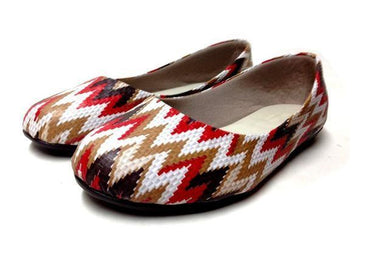 Sapatilha super descolada, ideal para um passeio no parque, diversas cores disponíveis (crie sua combinação que fabricamos), forro de espuma super macio e palmilha ULTRA... 