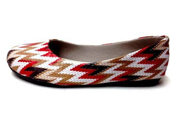 Sapatilha super descolada, ideal para um passeio no parque, diversas cores disponíveis (crie sua combinação que fabricamos), forro de espuma super macio e palmilha ULTRA... 