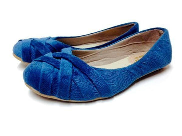Sapatilha super descolada, ideal para um passeio no parque, diversas cores disponíveis (crie sua combinação que fabricamos), forro de espuma super macio e palmilha ULTRA... 