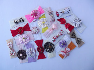  KIT COM 10 MINI FAIXAS PARA BEBE e MENINA  FAIXA DE CABELO IMPORTADA PARA SUA BEBÊ FICAR SUPER LINDA FAIXAS DELICADAMENTE PRODUZIDAS PARADEIXAR AINDA MAIS BELA A SUA... 