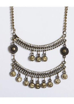 Maxi colar com strass. Material: Metal e pedra. Dimensões: 22x8 Peso: 30 gramas. 