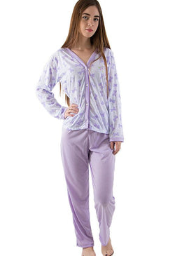 Com um estilo clássico, este pijama de malha é super macio e quentinho possui abotoamento frontal que auxilia na amamentação e em pós cirurgias.Com caimento aconchegante... 