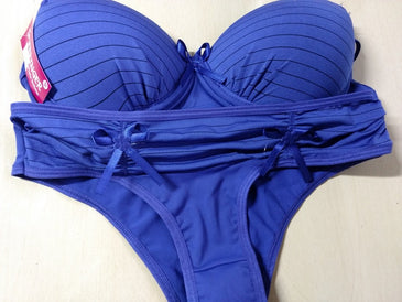   CONJUNTO DE MICROFIBRA COM BOJO. CONJUNTO CONFECCIONADO EM MICROFIBRA E MICRO RISCA DE GIZ SOUTIEN COM ARO PARA MAIOR SUSTENTAÇÃO CALCINHA COM DETALHE FRANZIDO... 
