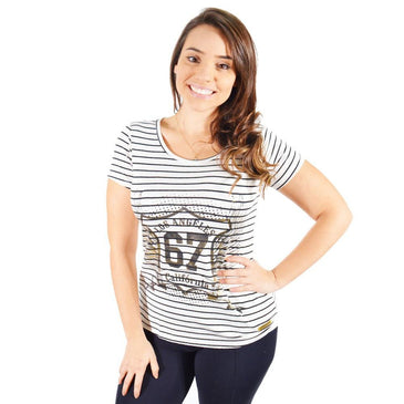 Modelo Baby Look Los Angeles 67 com excelente composição em tecido Viscolycra, perfeito para looks despojados e casuais no dia a dia. 
