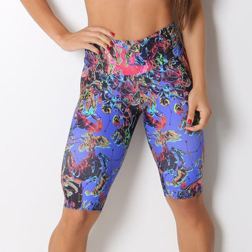 Bermuda fitness confeccionada em poliamida Santa Constância estampada.Marca: Carioca FitComposição: 90% Poliamida e 10% Elastano 