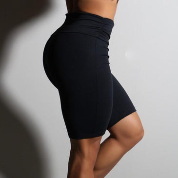 Bermuda ciclista fitness em suplex de poliamida .Marca: Carioca Fit Composição: 90% Poliamida e 10% Elastano 