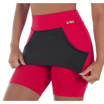 Versátil, completa e de qualidade.Detalhes: Bermuda com tapa bumbum, tapa sexo e bolso.Especificações: Cós duplo tipo médio.Tecidos: Microfibra grossa e de qualidade (poliamida)*** M veste... 