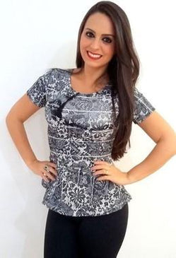 Blusa peplum no tecido bandagem.Tecido Texturizado com elastano. Efeito modelador. com corte sofisticadoTamanhosP ( Veste 36/38)  Comprimento 55 CmM ( Veste 40)  Comprimento 56 CmG... 