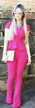 Blusa peplum no tecido bandagem.Tecido Texturizado com elastano. Efeito modelador. com corte sofisticadoTamanhosP ( Veste 36/38)  Comprimento 55 CmM ( Veste 40)  Comprimento 56 CmG... 