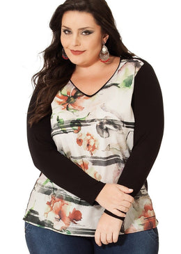 MARCA: LEPOQUEBlusa Plus Size em Viscolycra e Chiffon com estampa sublimadaComposição do Produto: 96% Viscose 4% Elastano / Detalhe: 100% PoliésterImportante:- Os acessórios utilizados na produção... 
