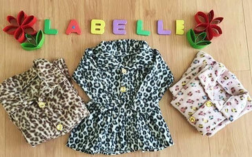 Kit com 6 blusas infantilTamanho p ao g veste 1 ao 8Estampas variadas 2 p 2 m 2 g 