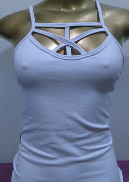Blusa com tirinha suplex.Composição: 90%poliamida 10%elastano.forro 100%poliamida . 