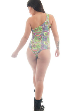 Descrição: Body Feminino Estampado de Tecido Poliamida na parte da frente e na parte de trás,  tecido duplo na manga e ombro caído.  Body Feminino de Tecido Poliamida de... 