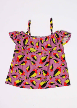 Conjunto de blusa e calça. Ideal para usar em dias de passeio e arrasar com o look super lindo.Blusa: Alça com estampa corrida de passarinhos.Calça:... 