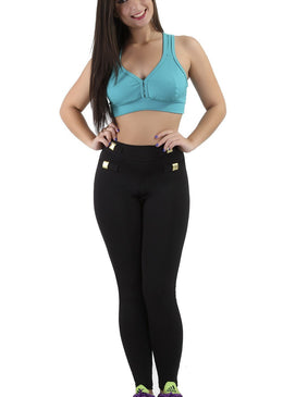 Do treino para a balada, a legging com peças douradas é a versão fashion da legging básica para malhar. Foi feita para acender seu look -... 