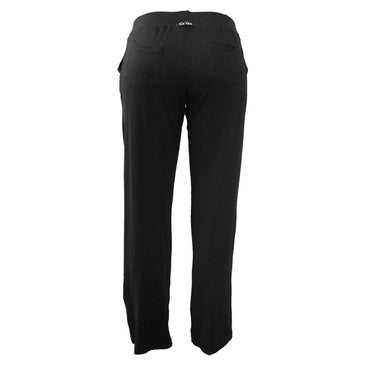 Calça modelo pantalona confeccionada em viscose e elastano, para garantir o conforto e caimento da peça. Lisa, com elástico no cós, cintura média, bolsos frontais... 