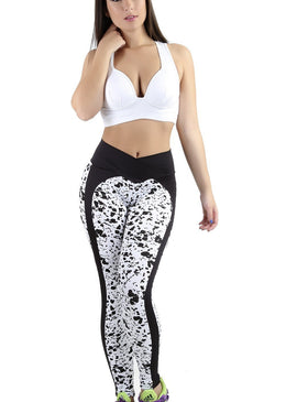 Calça com faixa   cós cruzado. Estampas coloridas pra alegrar seu dia a dia. Feita em suplex, tecido de média compressão que deixa você segura e... 