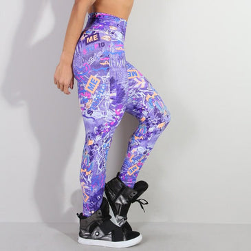 Legging Fuseau  Poliamida light estampada com cintura franzida nas laterais Marca: carioca FitComposição: 90% Poliamida 10% Elastano 