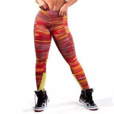 Calça Fitness Fuso C/ Tela, modelando o corpo feminino para correr, caminhar, malhar na Academia, no Crossfit, Funcional, nas aulas de Pilates, Ioga, aulas de... 