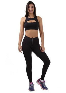Calça Fitness Fuso C/ Ziper Suplex Liso modelando o corpo feminino para correr caminhar malhar na Academia no Crossfit Funcional nas aulas de Pilates Ioga... 