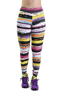 Calça Fitness Fuso Emy Estampada, modelando o corpo feminino para correr, caminhar, malhar na Academia, no Crossfit, Funcional, nas aulas de Pilates, Ioga, aulas de... 