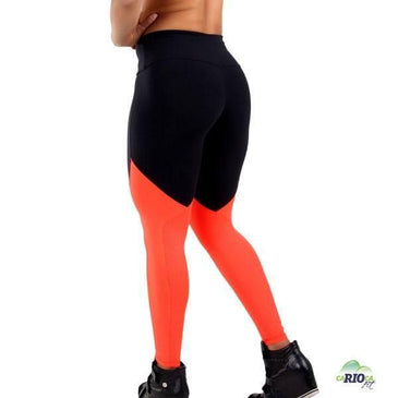Calça Fusô de  Poliamida com recorte em tela laranja. Cós duplo de altura média.Marca: Carioca FitComposição: 90% Poliamida 10% Elastano 