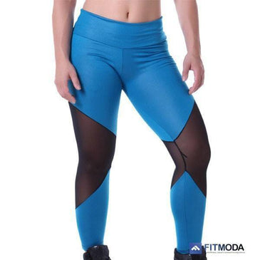Calça Fusô fabricada em Cirrê com detalhe de Tule nas pernas. Cós de altura média.  Muito mais beleza e conforto no seu dia a dia.Marca:... 