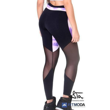 Calça Fusô em Poliamida light estampada com detalhe de Tule Santa Constância nas pernas. Costa em Suplex de Poliamida. Cós de altura média com faixas... 