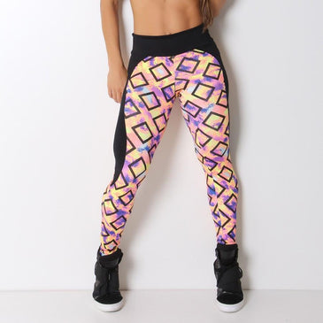 
Calça legging fusô para academia confeccionada em tecido poliéster
Marca: Carioca Fit
Composição: 90% Poliéster e 10% Elastano
 