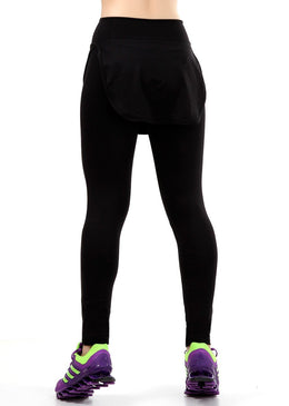 Calça Fuso Fitness com Saia Tapa Bumbum Lisa, modelando o corpo feminino para correr, caminhar, malhar na Academia, no Crossfit, Funcional, nas aulas de Pilates,... 